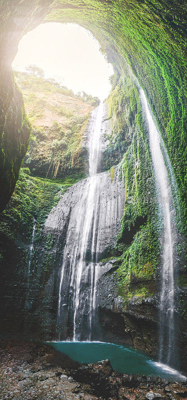 印度尼西亚印度尼西亚印度尼西亚的Madakaripura waterfall East